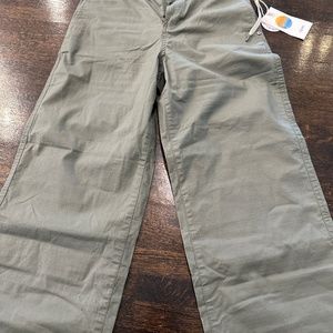 Vuori Ripstock wideleg pants XS Brand new with tags!